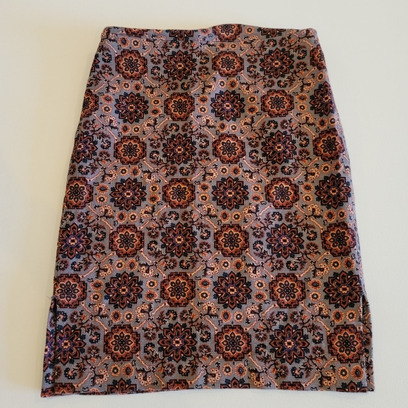 LOFT Dresses & Skirts - Loft pencil skirt Pencil skirt cotton Size 4